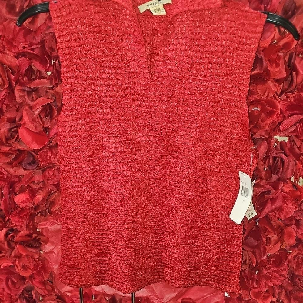 Plisse NWT Red Stretchy Polyester Tank Top Wirh Collar Size Large